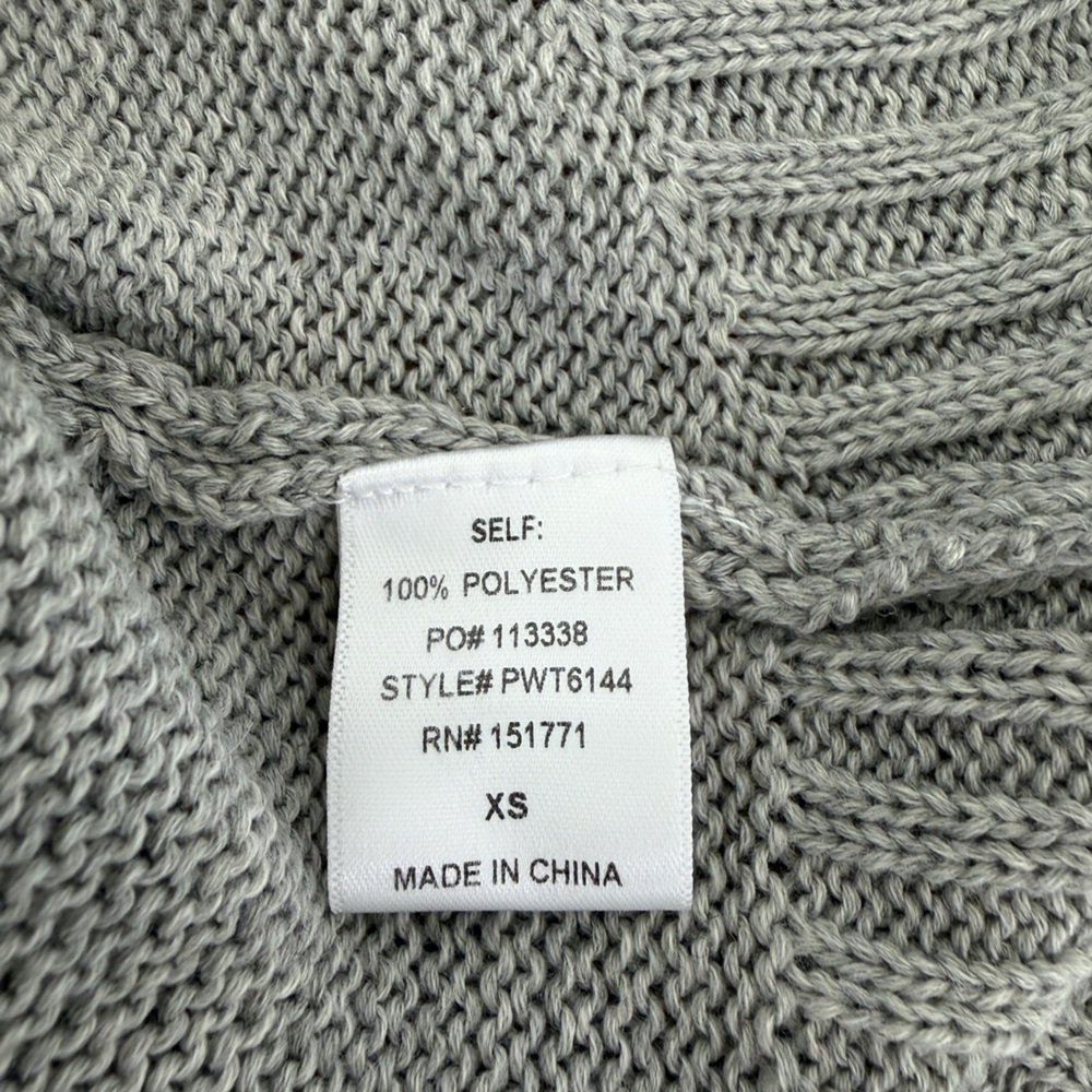 NWT Le Lis Collection Crewneck Pullover Sweater, Gray, XS - Picture 3 of 10